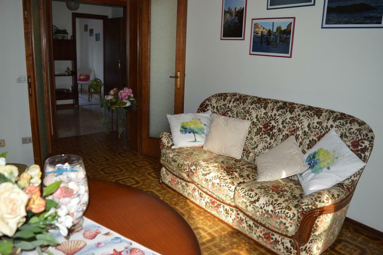 Апартаменты Casa Iliana Виареджо Экстерьер фото